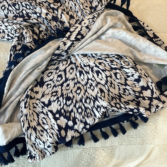 Lilly Pulitzer Pineapple Fringe Romper XS Navy Blue - Picture 7 of 8